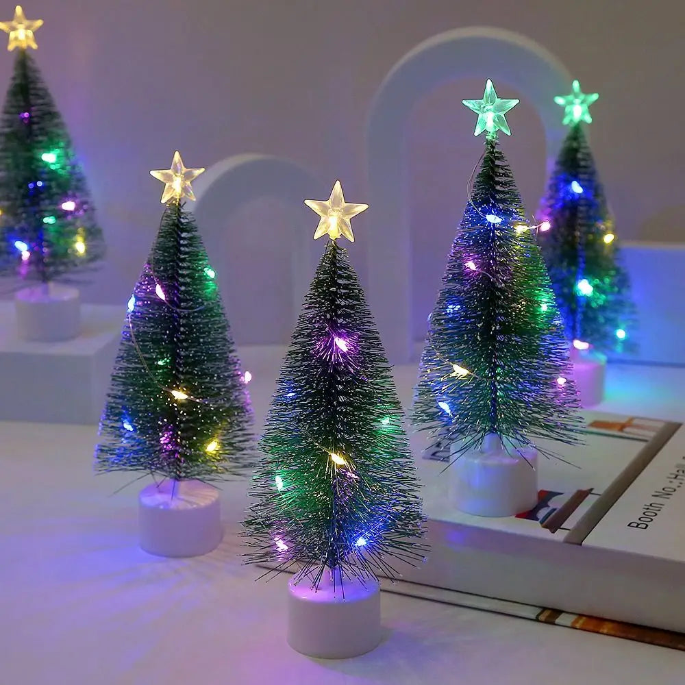 Árvore de Natal iluminada em miniatura para decoração de mesa