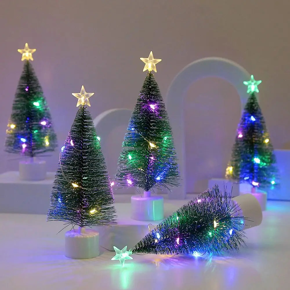 Árvore de Natal iluminada em miniatura para decoração de mesa